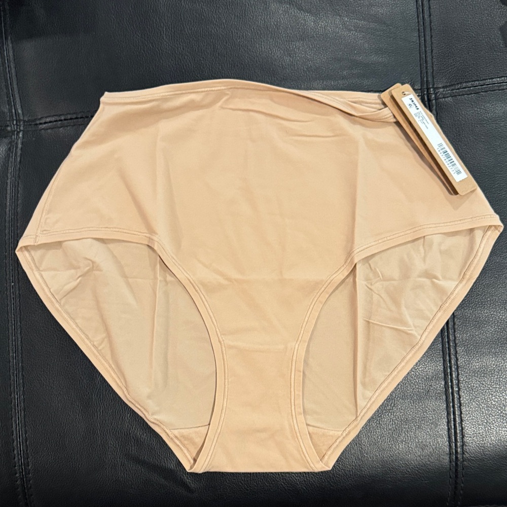 Skins Fits Everybody Full Brief Color-Clay. SZ L